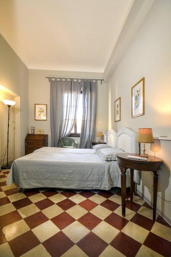 Palazzo Panzani Pensión Florencia